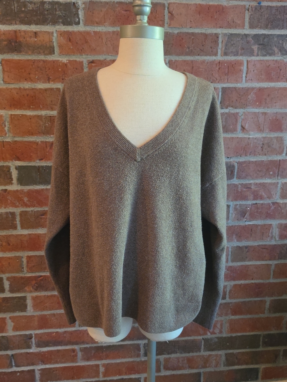 GAP Womens Cafe Brown V Neck Pullover Sweater GUC XL - Picture 1 of 8